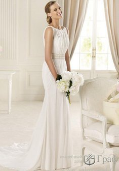 Свадебное платье Г55989. С прямой юбкой, длинное со шлейфом.