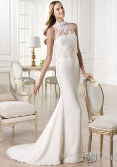 Свадебное платье Г56001. С прямой юбкой, длинное со шлейфом.