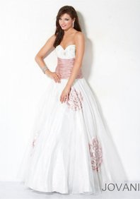 Вечернее платье Н55796